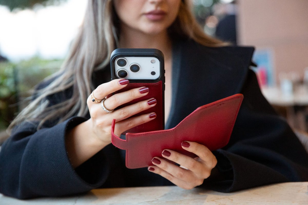 The Best Leather iPhone 17 Pro Max Cases of 2026: A Roundup of Premium Protection