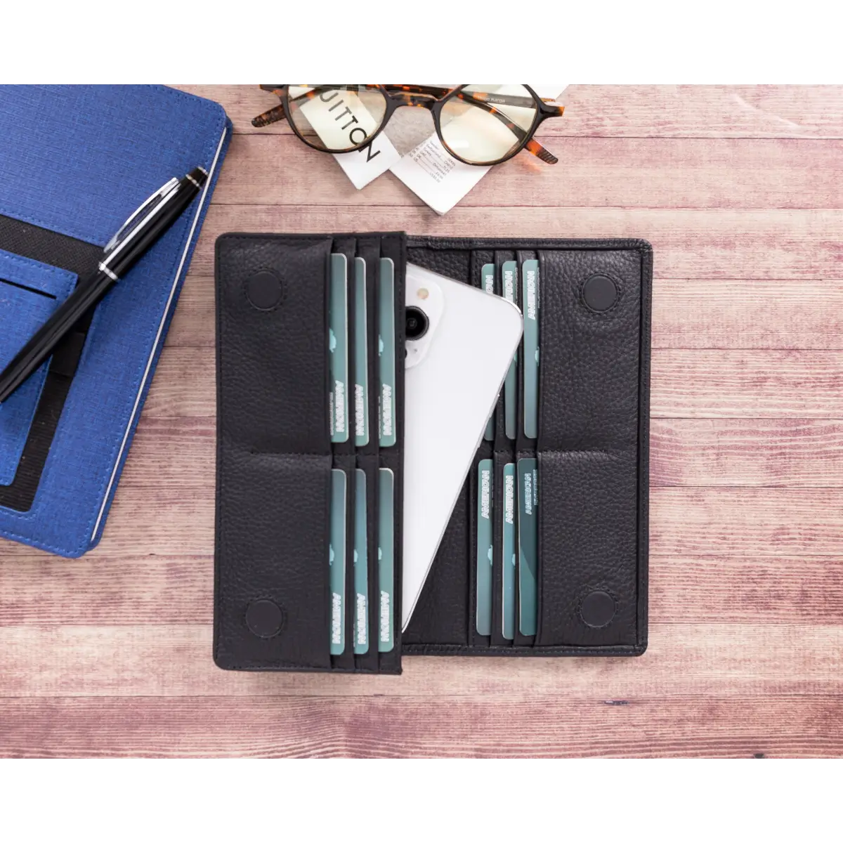 Women's Bifold Leather Wallet-Black (Basel)