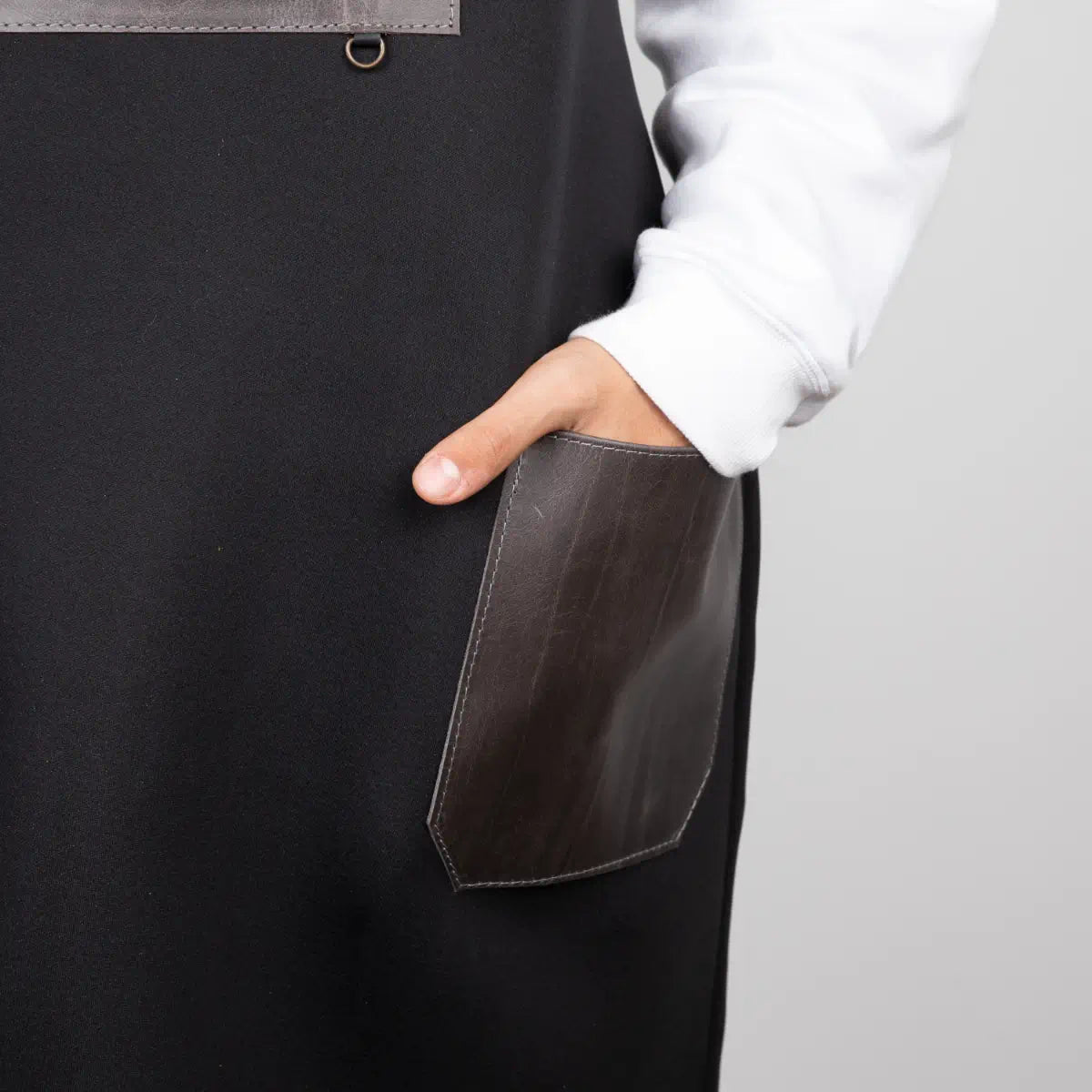 Leather Apron - Black | O2 Leather