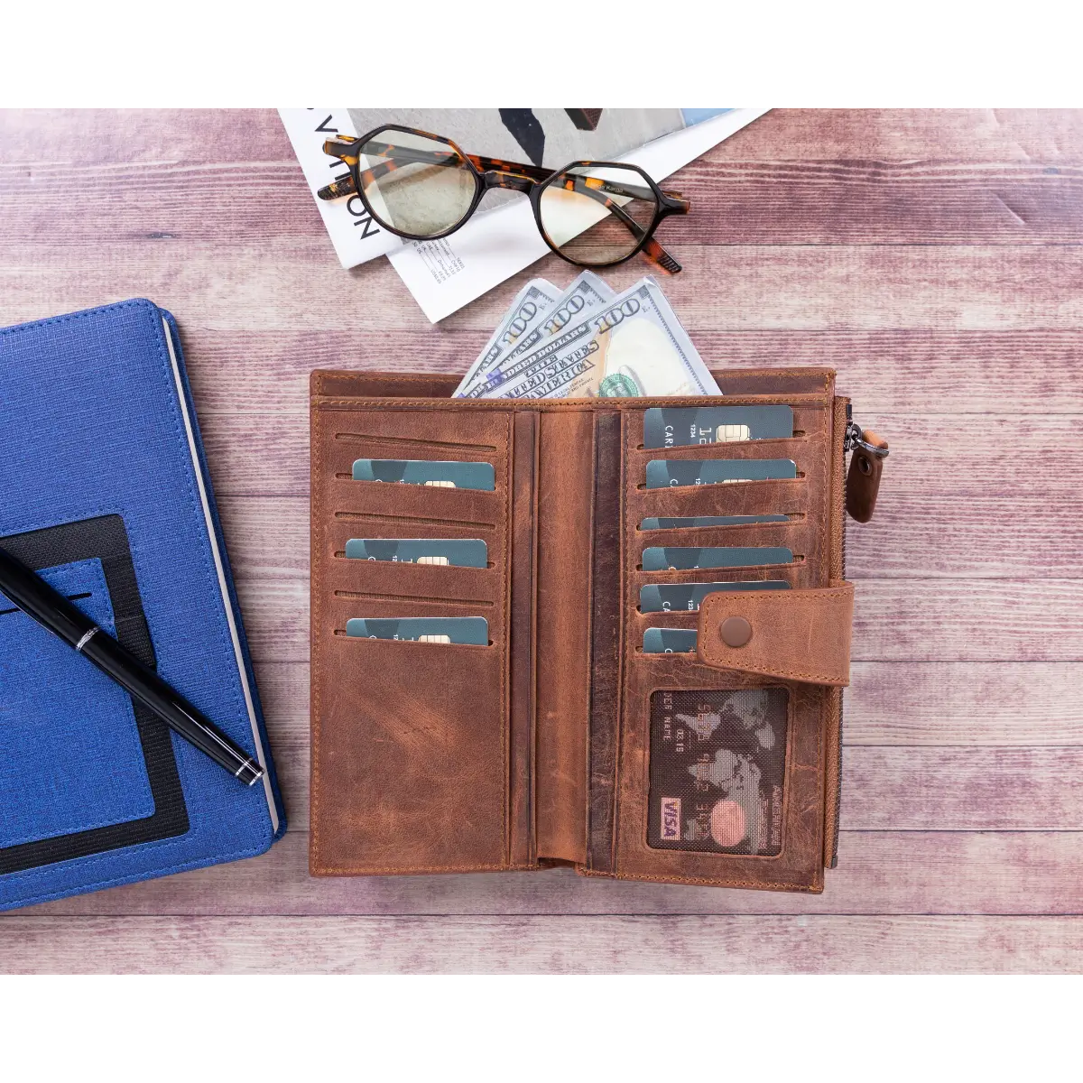 Women's Zipper Wallet-Distressed Brown (Lozan)