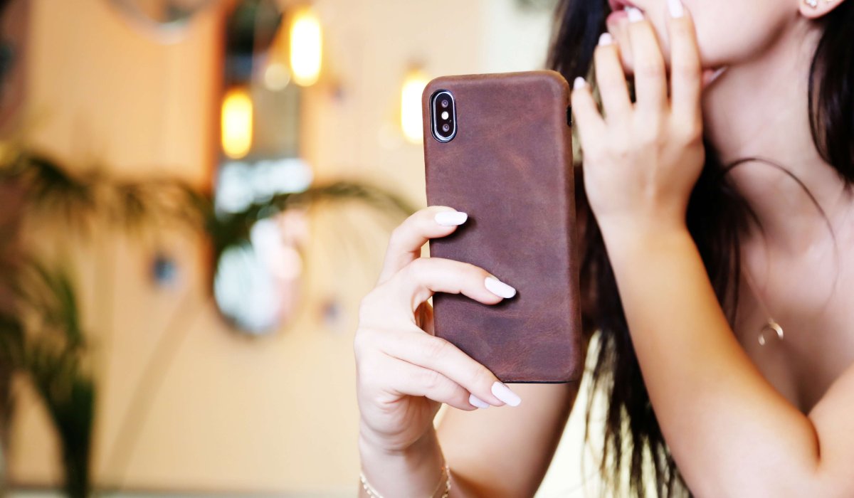O2 Leather: Heritage Craft for Modern Tech in 2026