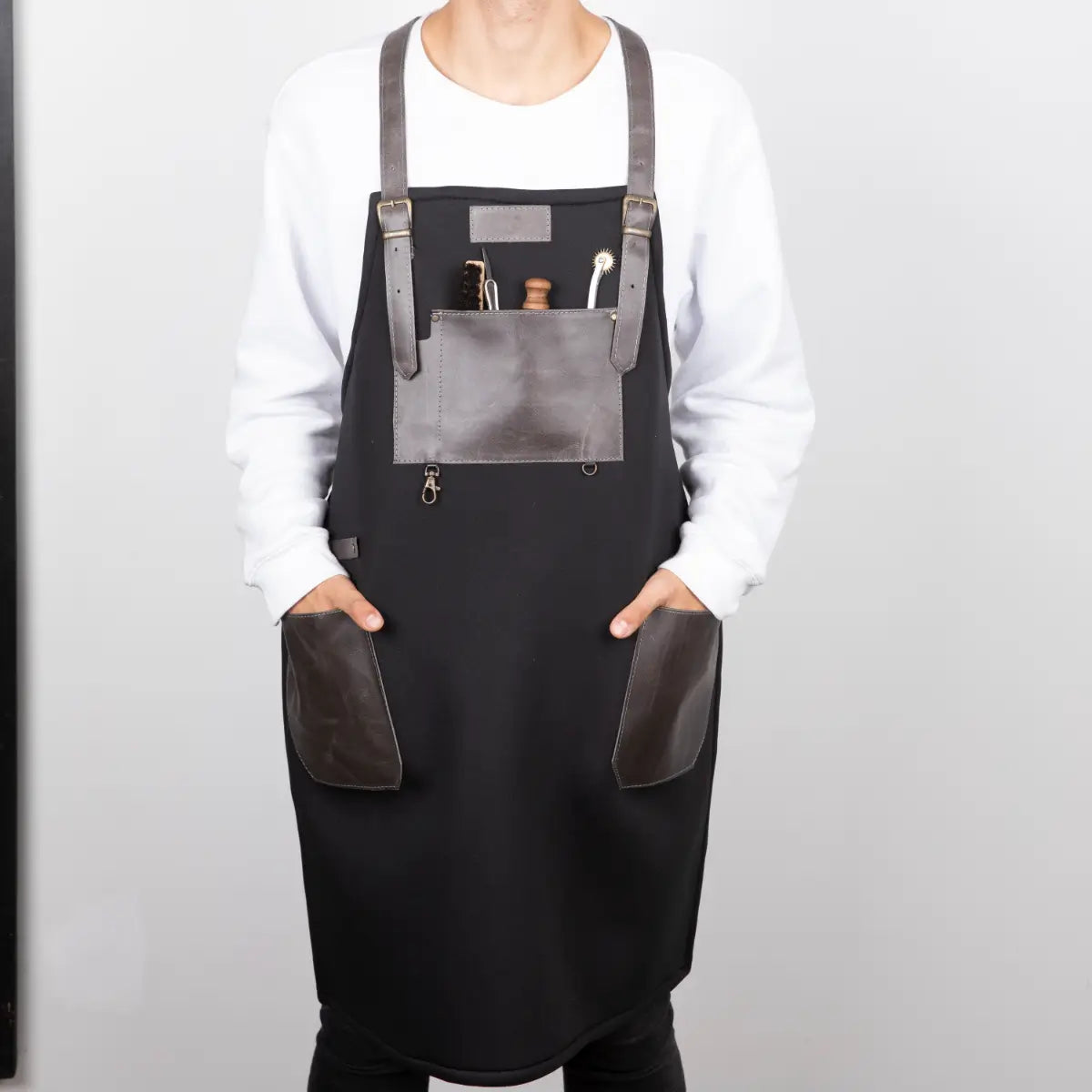 Leather Apron - Black | O2 Leather