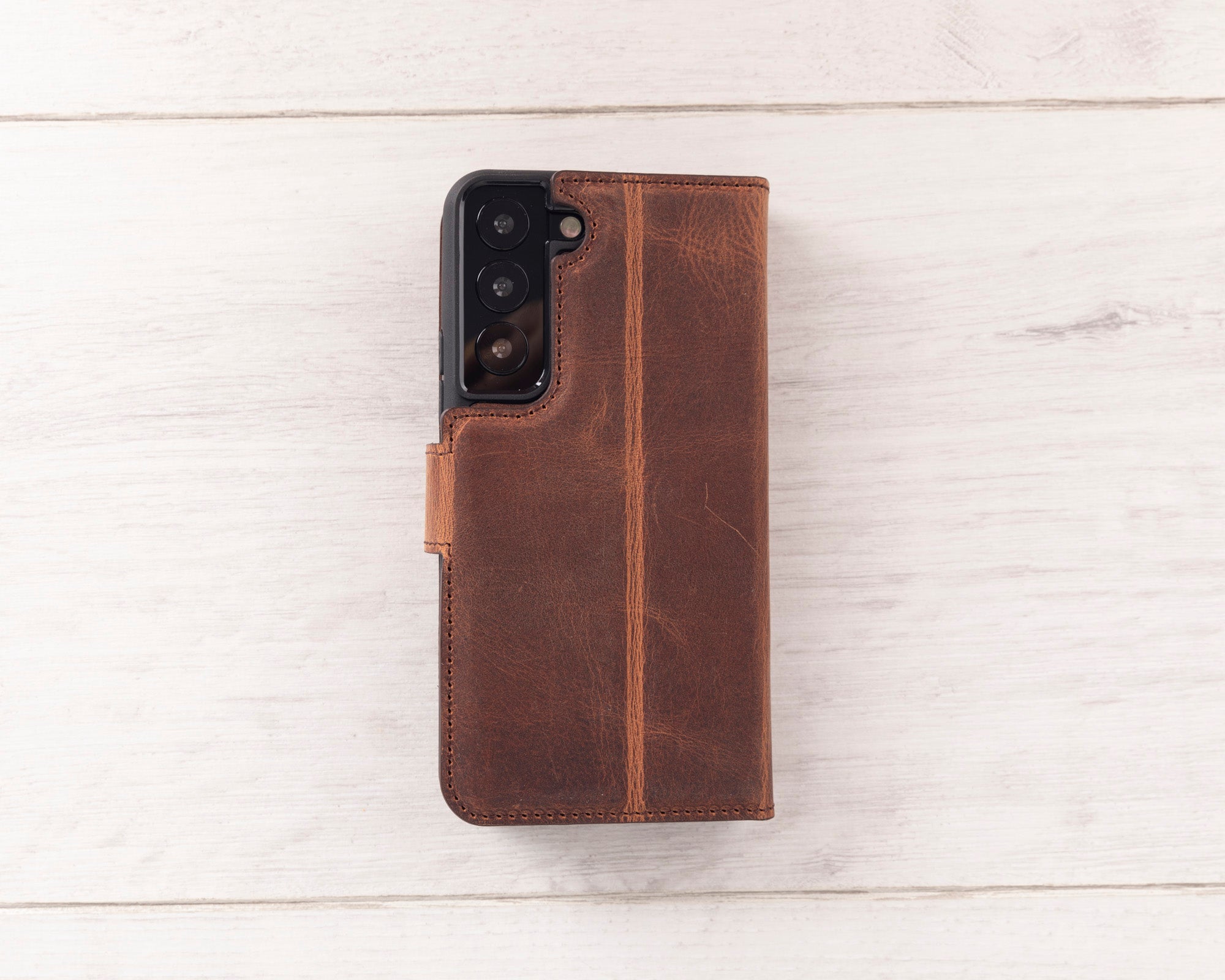 Distressed Brown Magnetic Leather Wallet Case for Galaxy S22 / S23 / S24
